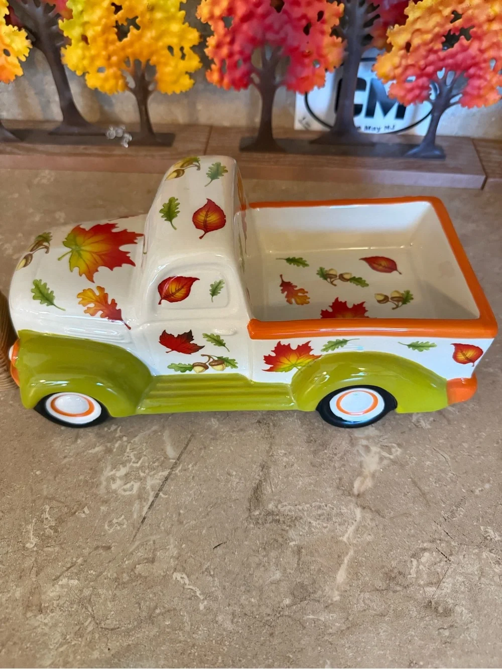Temptations Seasonal Dip Truck